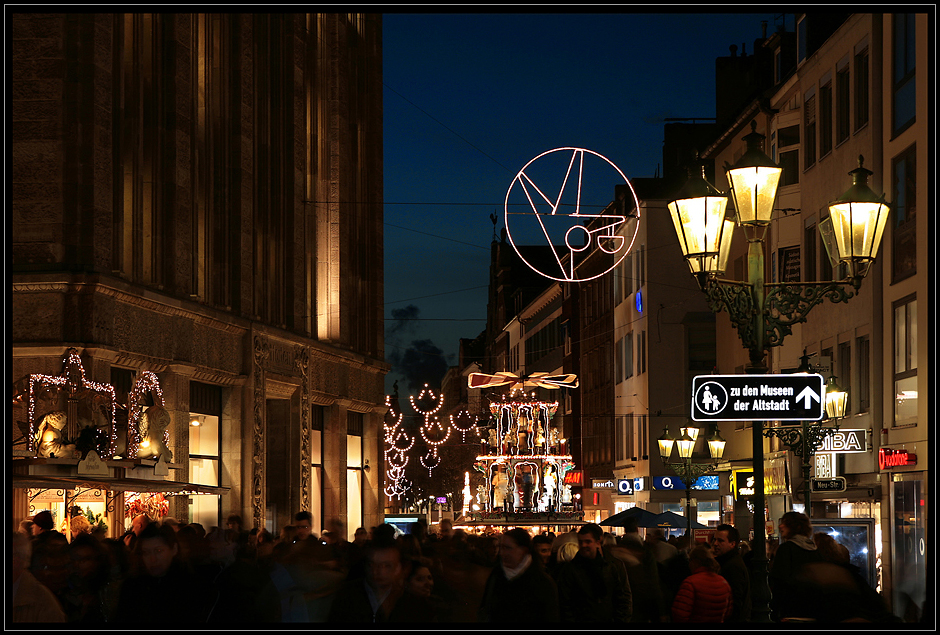  Weihnachtsmarkt  Düsseldorf - Flinger Straße 