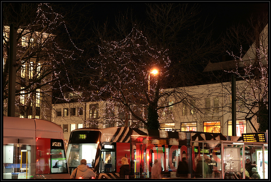 Haltestelle  Heinrich-Heine-Allee 