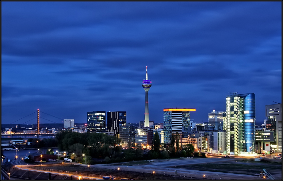 Moderne Architektur - Medienhafen Düsseldorf 