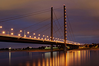 Kniebrücke Düsseldorf